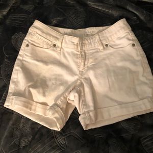 Basic white shorts
